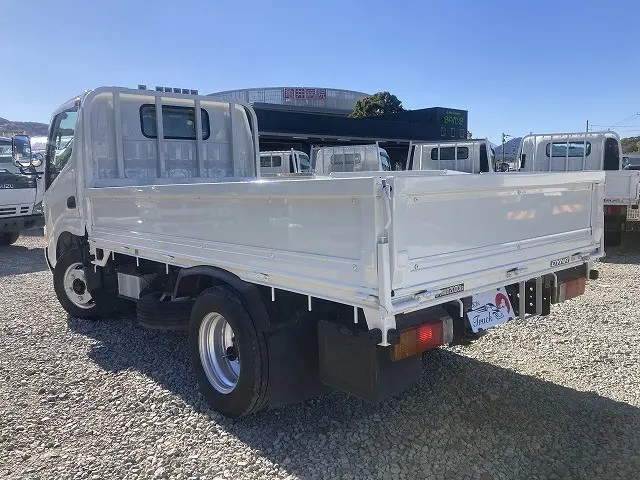 トヨタ ダイナ BDG-XZU504(2WD)の写真6