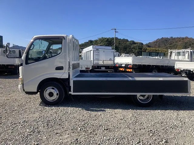 トヨタ ダイナ BDG-XZU504(2WD)の写真11