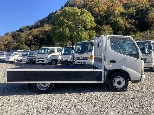 トヨタ ダイナ BDG-XZU504(2WD)の写真12