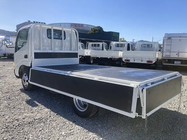 トヨタ ダイナ BDG-XZU504(2WD)の写真13