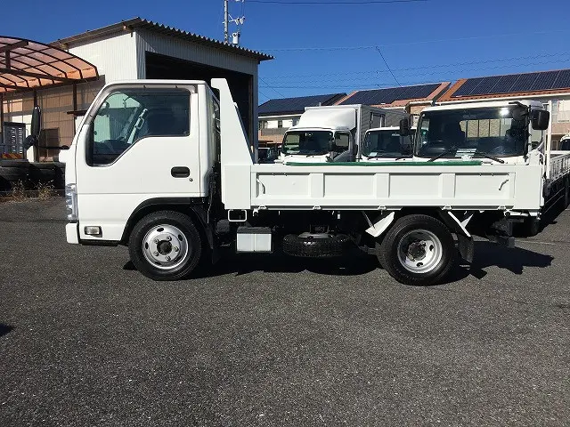 いすゞ エルフ TPG-NKR85AD(2WD)の写真12