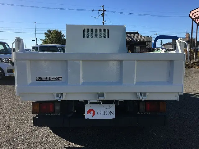 いすゞ エルフ TPG-NKR85AD(2WD)の写真15