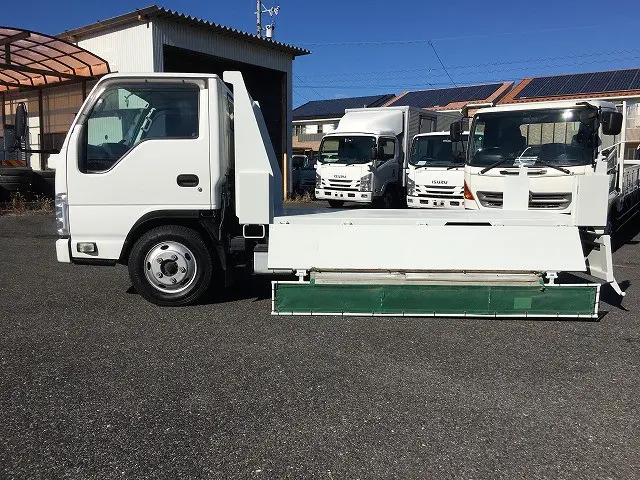 いすゞ エルフ TPG-NKR85AD(2WD)の写真19