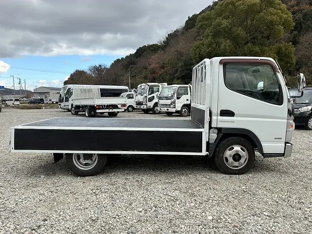 三菱 キャンター TPG-FBA20(2WD)の写真12