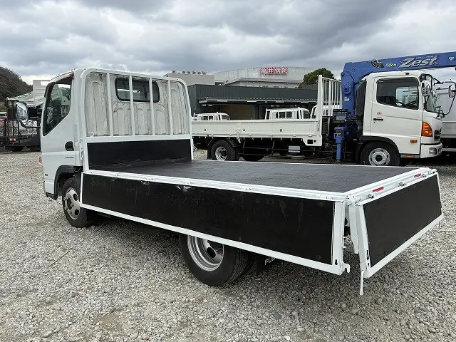 三菱 キャンター TPG-FBA20(2WD)の写真13
