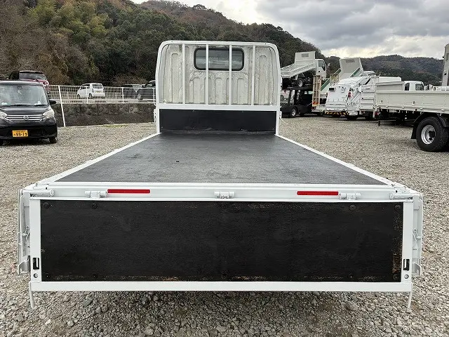 三菱 キャンター TPG-FBA20(2WD)の写真14