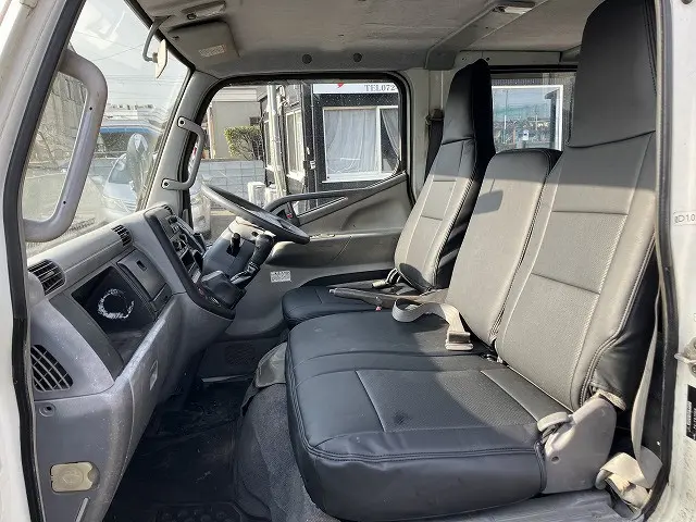 三菱 キャンターガッツ PA-FB70BB(2WD)の写真42