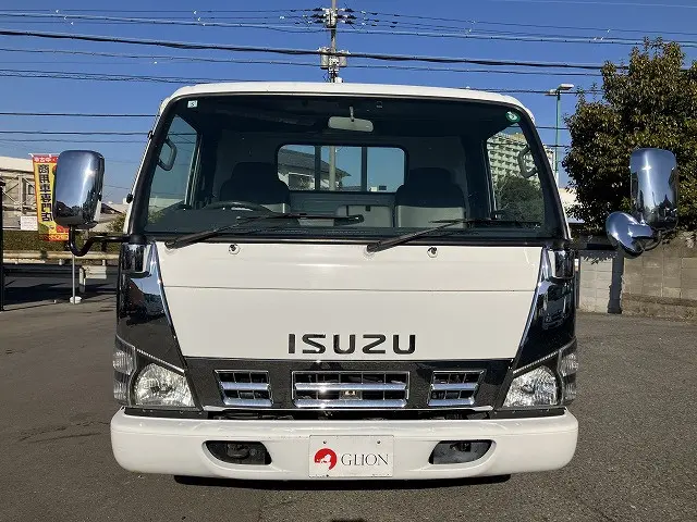 いすゞ エルフ PB-NPR81AN(2WD)の写真2