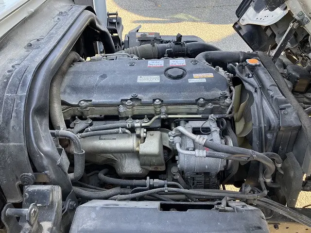 いすゞ エルフ PB-NPR81AN(2WD)の写真17