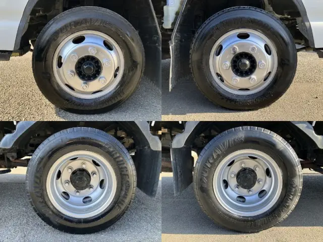 いすゞ エルフ PB-NPR81AN(2WD)の写真24