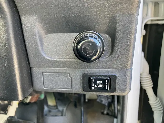 いすゞ エルフ PB-NPR81AN(2WD)の写真34