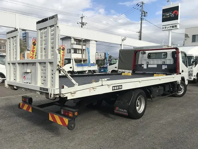三菱 キャンター 2PG-FEB80(2WD)の写真8