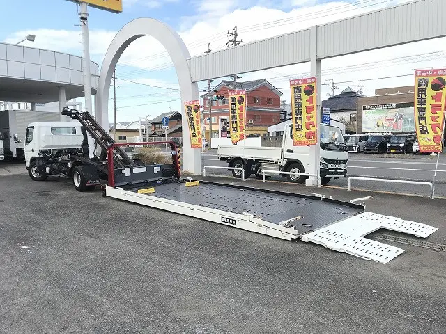 三菱 キャンター 2PG-FEB80(2WD)の写真13