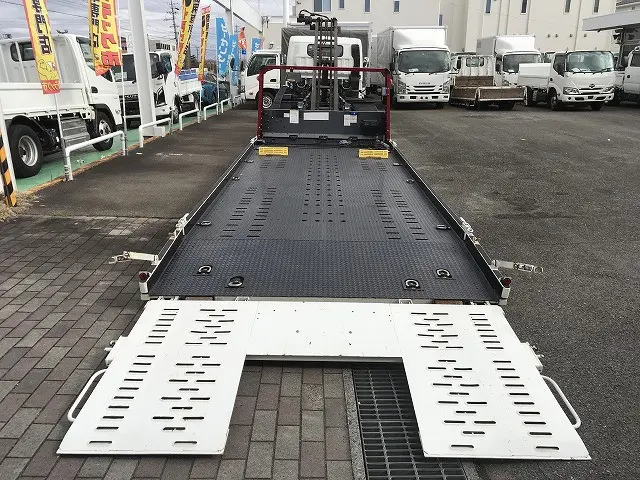 三菱 キャンター 2PG-FEB80(2WD)の写真14