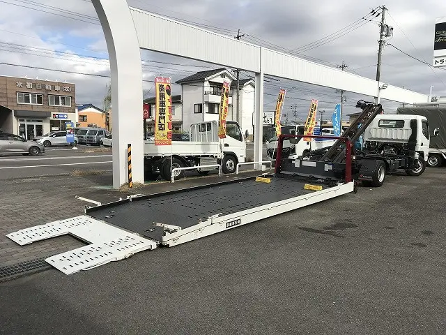 三菱 キャンター 2PG-FEB80(2WD)の写真15