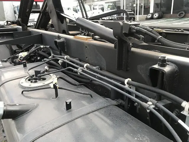 三菱 キャンター 2PG-FEB80(2WD)の写真25