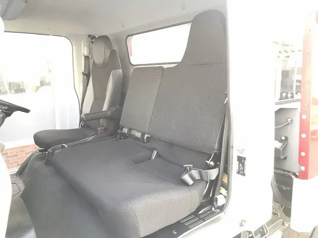 三菱 キャンター 2PG-FEB80(2WD)の写真43