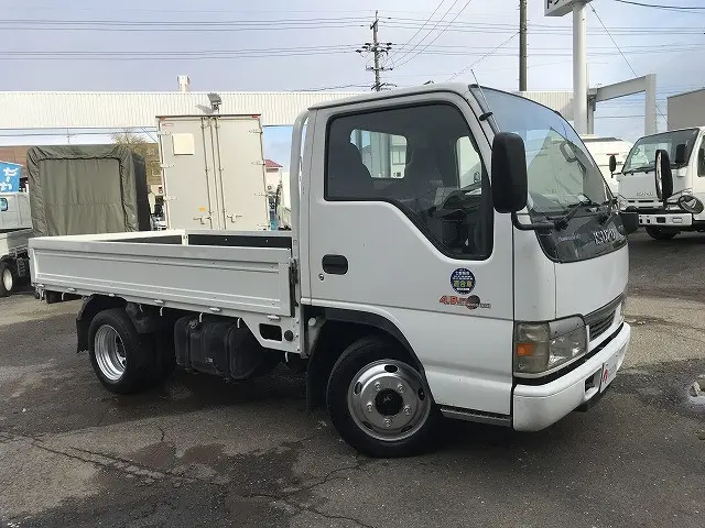 いすゞ エルフ KR-NKR81EA(2WD)の写真3
