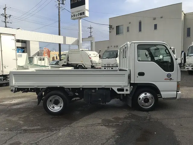 いすゞ エルフ KR-NKR81EA(2WD)の写真8