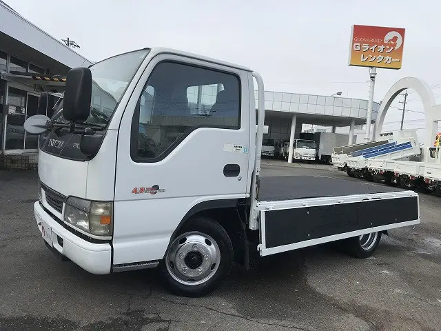 いすゞ エルフ KR-NKR81EA(2WD)の写真9