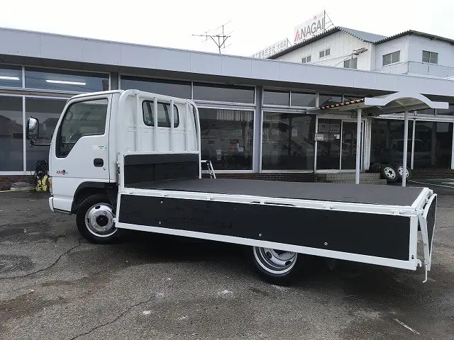 いすゞ エルフ KR-NKR81EA(2WD)の写真11