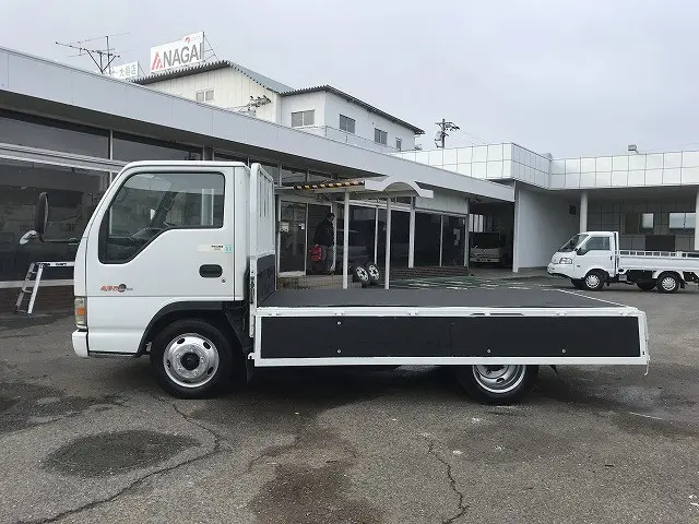 いすゞ エルフ KR-NKR81EA(2WD)の写真14