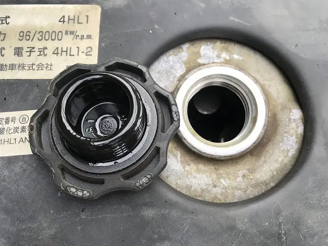 いすゞ エルフ KR-NKR81EA(2WD)の写真22