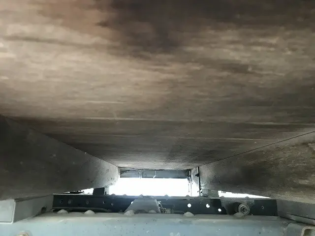 いすゞ エルフ KR-NKR81EA(2WD)の写真28