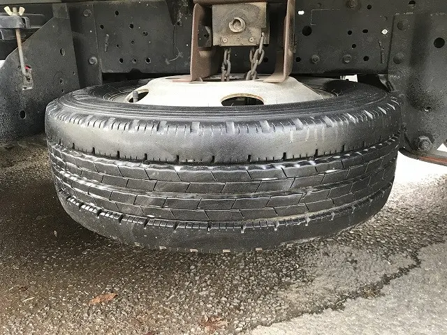 いすゞ エルフ KR-NKR81EA(2WD)の写真34