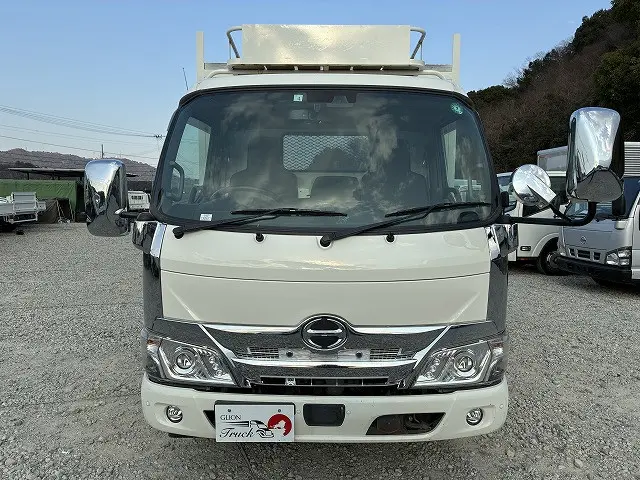 日野 デュトロ 2RG-XZU645M(2WD)の写真2