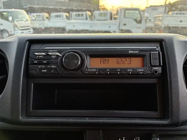 日野 デュトロ 2RG-XZU645M(2WD)の写真31