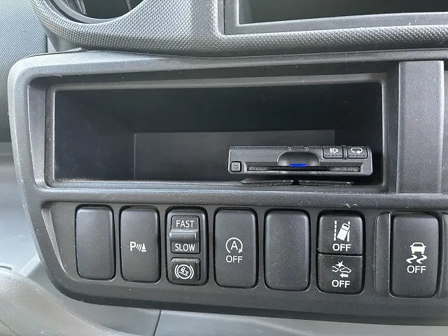 日野 デュトロ 2RG-XZU645M(2WD)の写真32