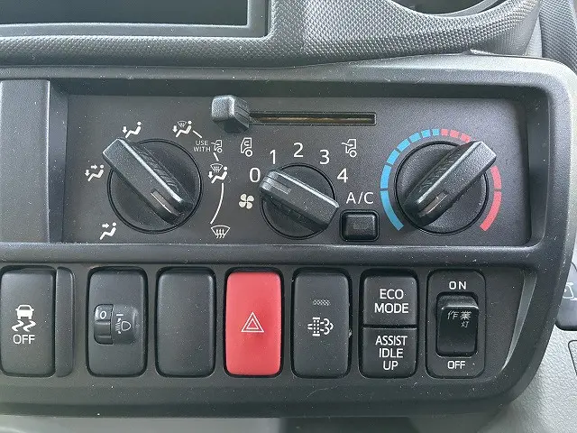 日野 デュトロ 2RG-XZU645M(2WD)の写真33