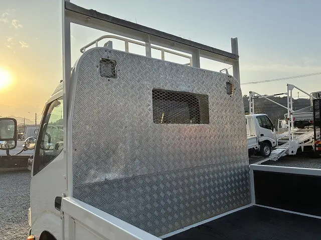 日野 デュトロ 2RG-XZU645M(2WD)の写真47