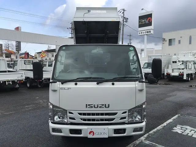 いすゞ エルフ TPG-NKR85AD(2WD)の写真2