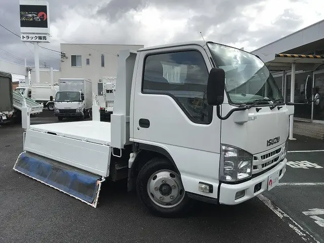 いすゞ エルフ TPG-NKR85AD(2WD)の写真18