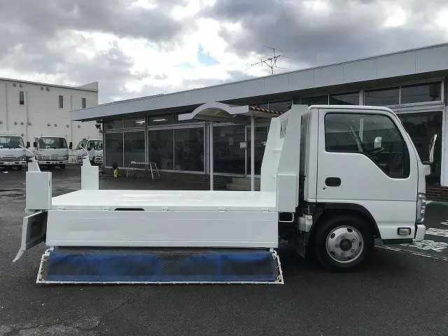 いすゞ エルフ TPG-NKR85AD(2WD)の写真20