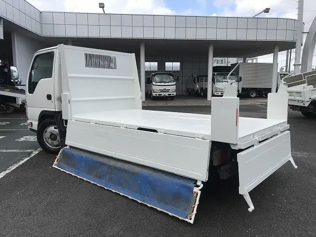 いすゞ エルフ TPG-NKR85AD(2WD)の写真21