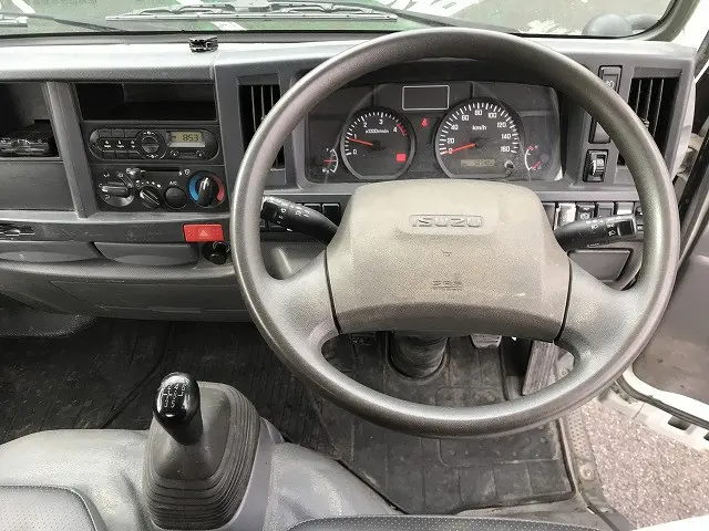 いすゞ エルフ TPG-NKR85AD(2WD)の写真37