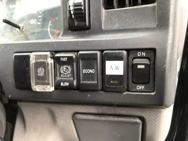 いすゞ エルフ TPG-NKR85AD(2WD)の写真39