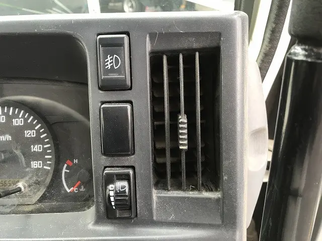 いすゞ エルフ TPG-NKR85AD(2WD)の写真40