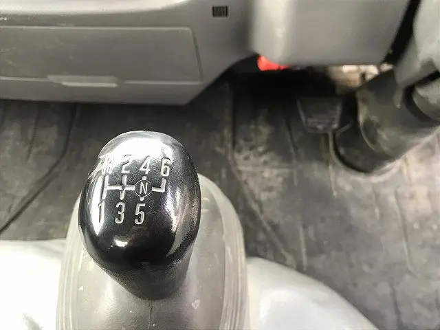 いすゞ エルフ TPG-NKR85AD(2WD)の写真43
