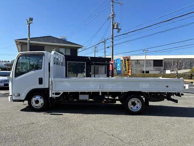 いすゞ エルフ TRG-NMR85AR(2WD)の写真4