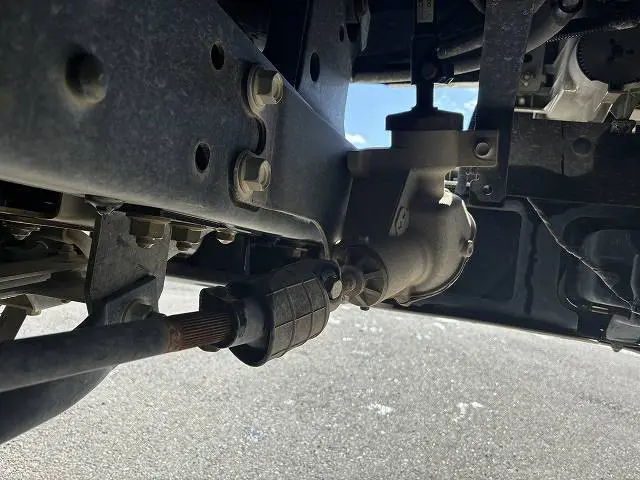 いすゞ エルフ TRG-NMR85AR(2WD)の写真18