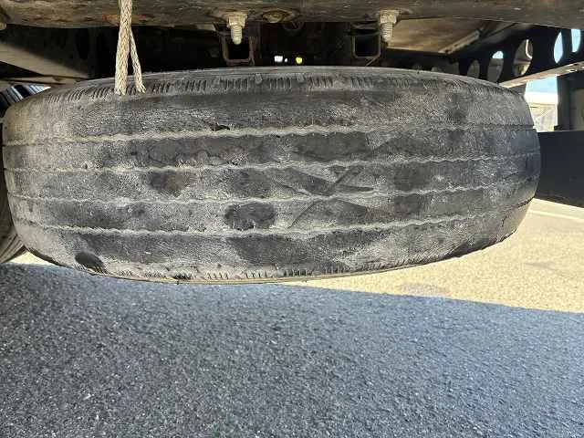 いすゞ エルフ TRG-NMR85AR(2WD)の写真22