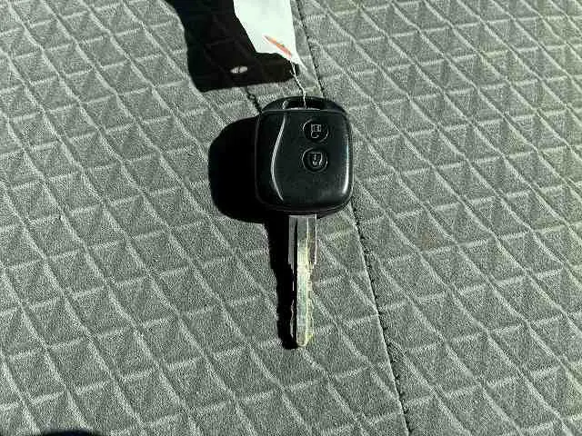 いすゞ エルフ TRG-NMR85AR(2WD)の写真44