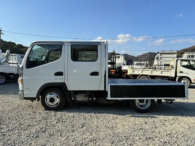 三菱 キャンター 2RG-FBA20(2WD)の写真11