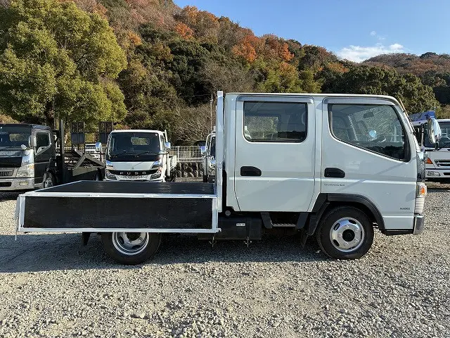 三菱 キャンター 2RG-FBA20(2WD)の写真12
