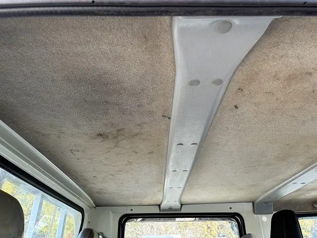 三菱 キャンター 2RG-FBA20(2WD)の写真23