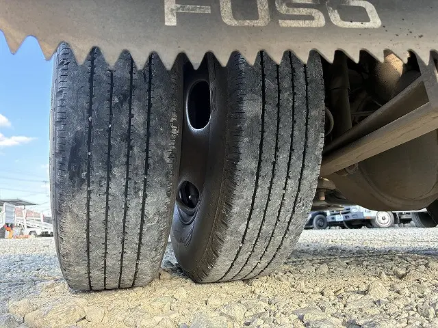 三菱 キャンター 2RG-FBA20(2WD)の写真45
